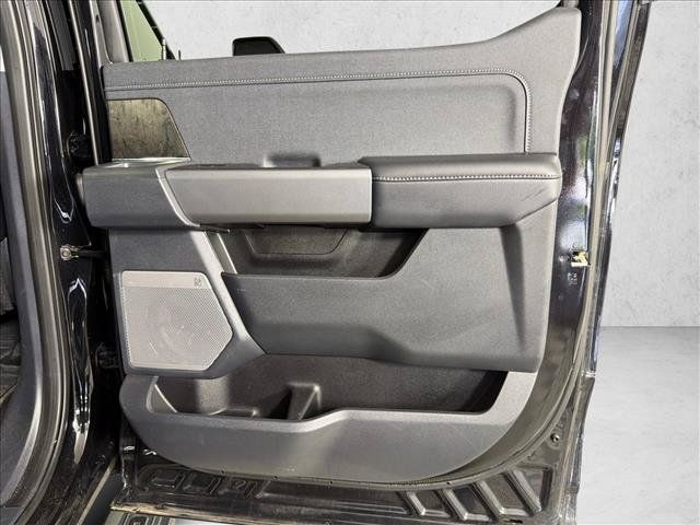Used 2025 Ford F250 Lariat w/ Lariat Ultimate Package AWD/4WD image 18