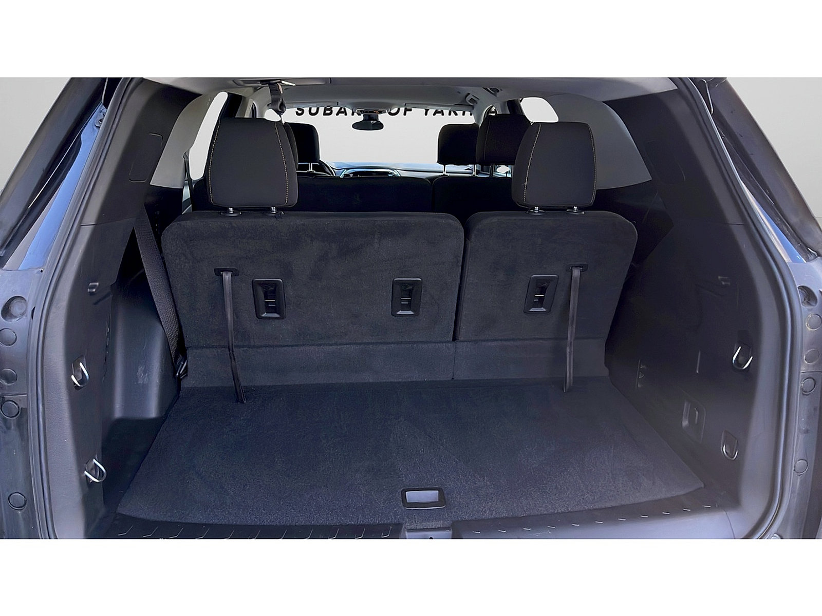 Used 2021 Chevrolet Traverse LT w/ LPO, Cargo Package AWD/4WD image 28
