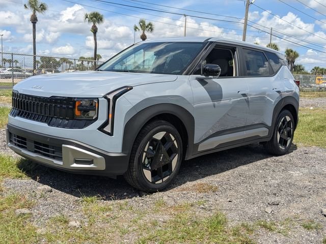New 2027 Kia Seltos S FWD image 2