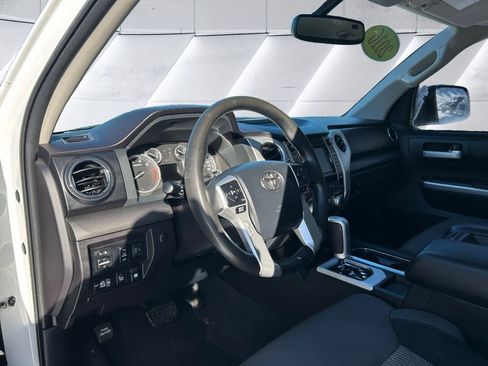 Used 2016 Toyota Tundra SR5 image 10