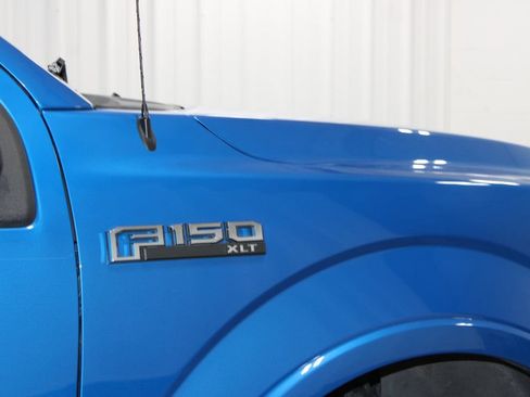 Used 2019 Ford F150 XLT w/ Equipment Group 302A Luxury AWD/4WD image 11