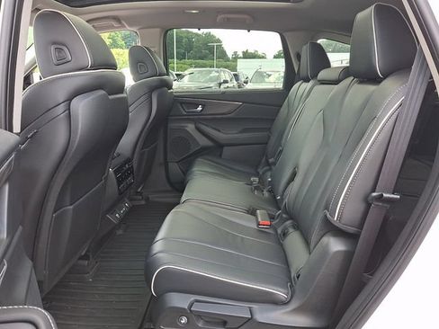 Used 2024 Acura MDX SH-AWD w/ Advance Package image 17