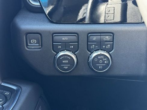 Certified 2022 GMC Sierra 1500 Elevation w/ Elevation Premium Package image 33