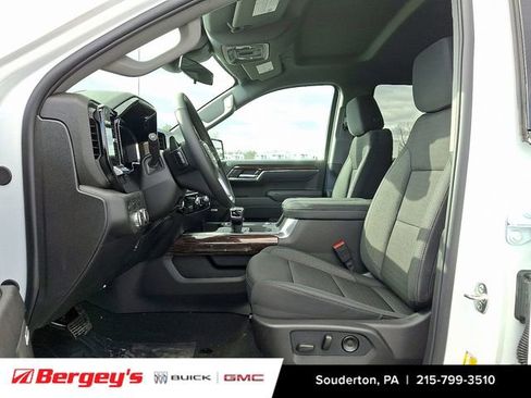 New 2026 GMC Sierra 1500 Elevation image 10