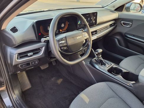 Used 2025 Kia K4 FWD image 22
