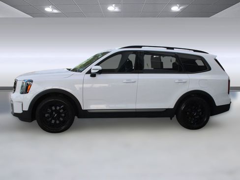 Used 2023 Kia Telluride SX Prestige X-Pro image 2