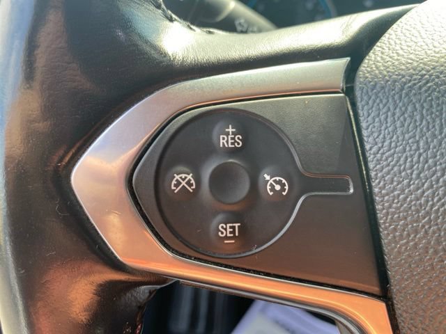 Used 2018 Chevrolet Traverse LT w/ LPO, 'HIT The Road' Package FWD image 22
