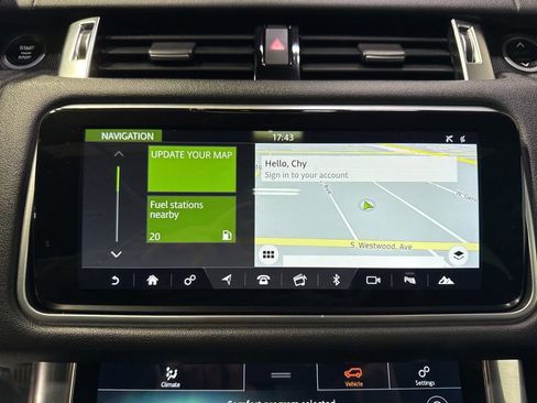 Used 2018 Land Rover Range Rover Sport SE image 21