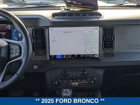 Certified 2025 Ford Bronco Badlands image 18