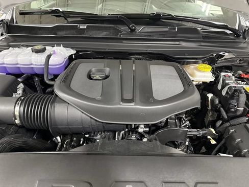 New 2026 RAM 1500 Express AWD/4WD image 24