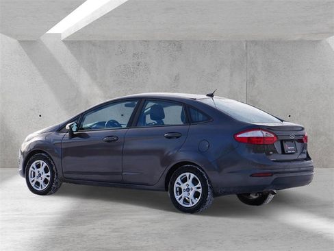 Used 2016 Ford Fiesta SE w/ Cold Weather Package image 4