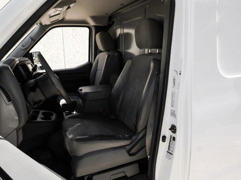 Used 2018 Nissan NV 2500 SV w/ Navigation Package image 30