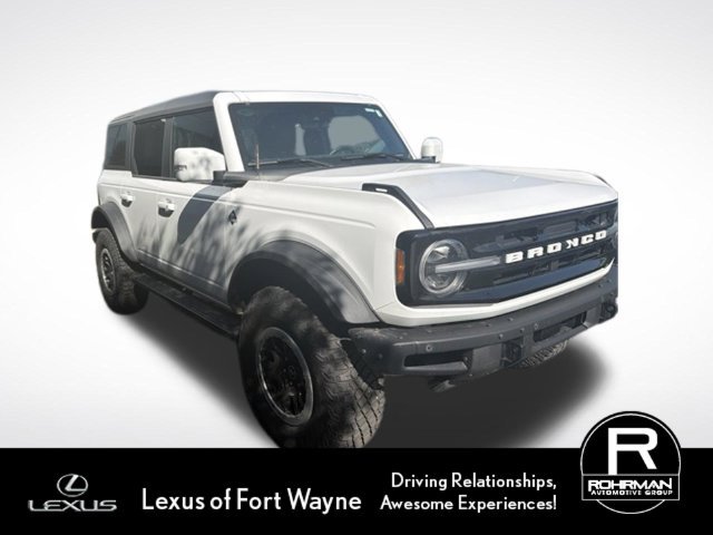 Used 2023 Ford Bronco Outer Banks w/ Sasquatch Package AWD/4WD image 3