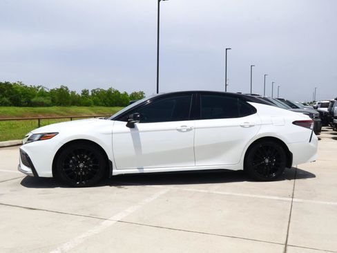 Used 2023 Toyota Camry XSE w/ Navigation Package FWD image 2