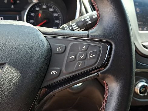 Used 2023 Chevrolet Equinox RS AWD/4WD image 21