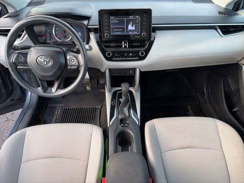 Used 2022 Toyota Corolla Cross L image 26
