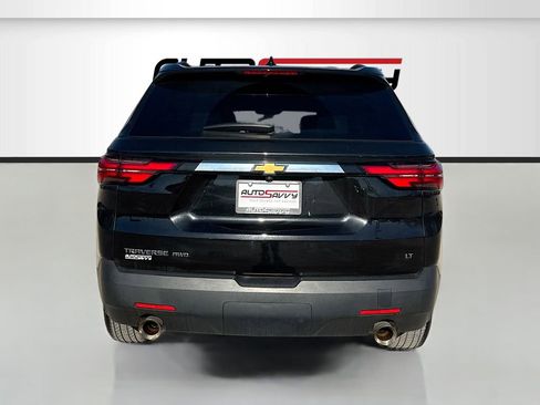 Used 2023 Chevrolet Traverse LT image 6