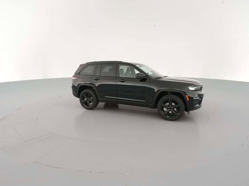 New 2025 Jeep Grand Cherokee Limited w/ Black Appearance Package image 15