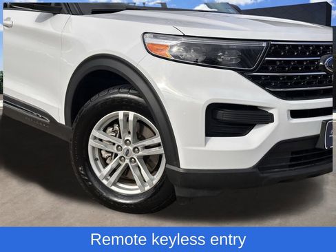 Used 2021 Ford Explorer XLT image 4