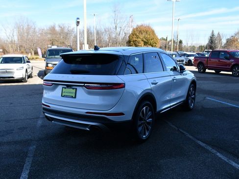 Used 2022 Lincoln Corsair Reserve w/ Elements Package image 6