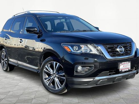 Used 2018 Nissan Pathfinder Platinum w/ Cargo Package image 1