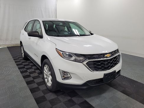 Used 2018 Chevrolet Equinox LS AWD/4WD image 13