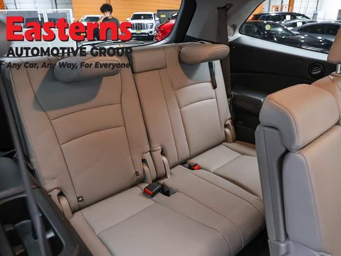 Used 2016 Honda Pilot Touring image 26