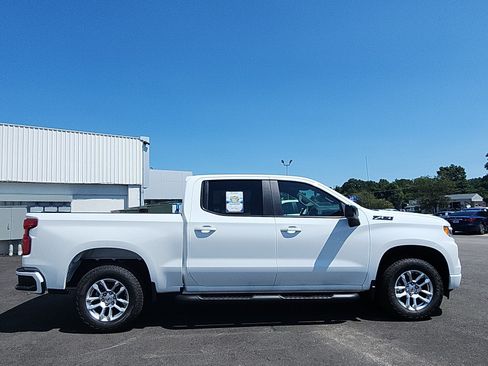 New 2026 Chevrolet Silverado 1500 RST w/ Z71 Off-Road Package AWD/4WD image 6