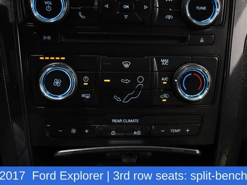 Used 2017 Ford Explorer FWD image 17