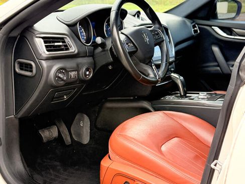 Used 2019 Maserati Ghibli image 20