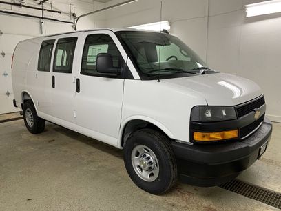 New 2025 Chevrolet Express 2500