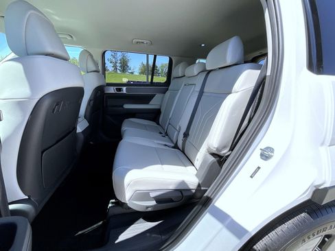 Certified 2026 Hyundai Santa Fe SEL AWD/4WD image 22