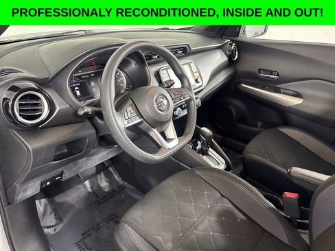 Used 2020 Nissan Kicks SV image 7