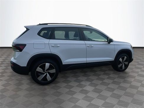 New 2026 Volkswagen Taos S image 8