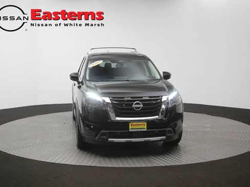 Used 2025 Nissan Pathfinder SL w/ SL Premium Package AWD/4WD image 54