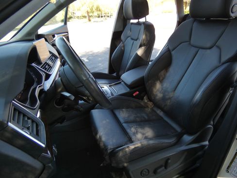 Used 2019 Audi Q5 2.0T Premium Plus w/ Premium Plus Package image 56