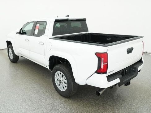 New 2025 Toyota Tacoma SR5 image 5