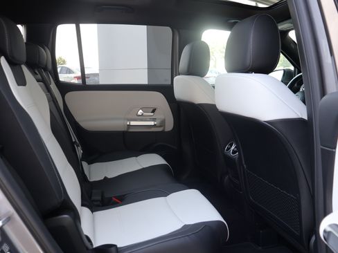 Certified 2021 Mercedes-Benz GLB 250 image 26