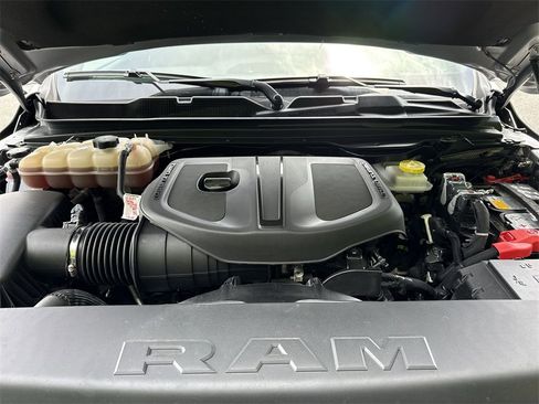 Used 2025 RAM 1500 Laramie w/ Sport Appearance Package image 31