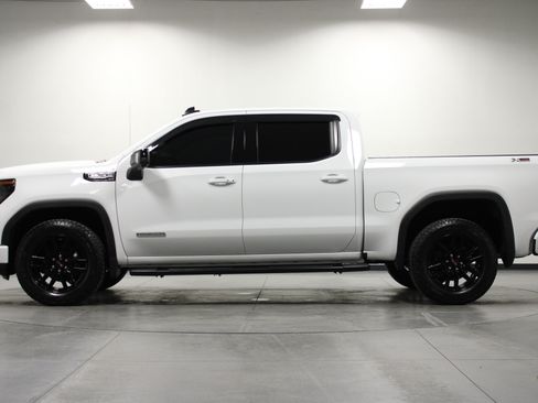 Used 2026 GMC Sierra 1500 Elevation w/ Elevation Premium Package AWD/4WD image 7