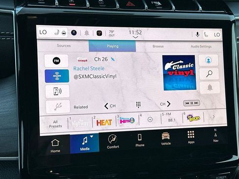 New 2025 Jeep Grand Cherokee Limited image 16