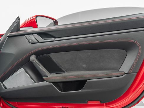 Used 2022 Porsche 911 Cabriolet image 46