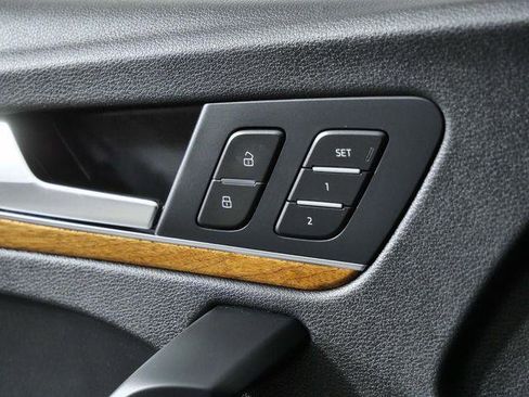Used 2023 Audi Q5 2.0T Premium Plus w/ Premium Plus Package image 27