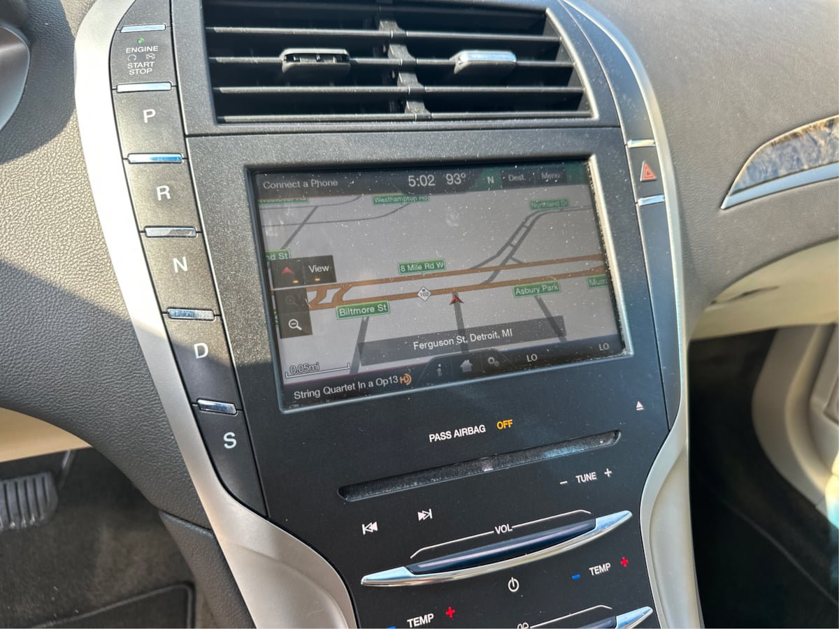 Used 2015 Lincoln MKZ AWD w/ Equipment Group 102A Reserve image 12