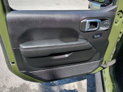 Used 2020 Jeep Wrangler Unlimited Rubicon image 22