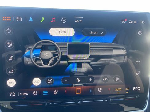 New 2025 Volkswagen ID. Buzz Pro S image 28