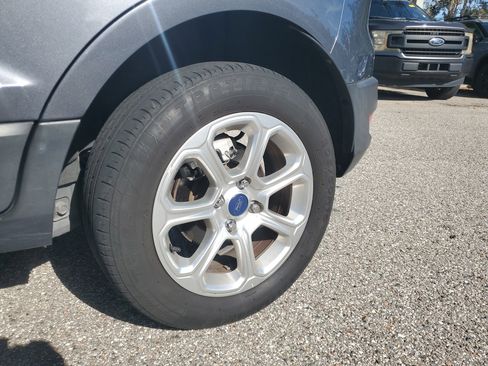 Used 2018 Ford EcoSport SE image 9