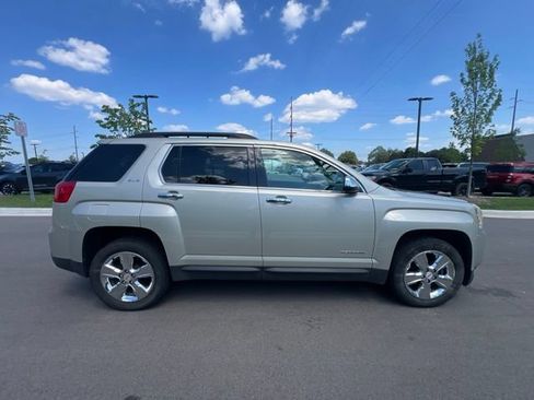 Used 2015 GMC Terrain SLE w/ Chrome Edition FWD image 4