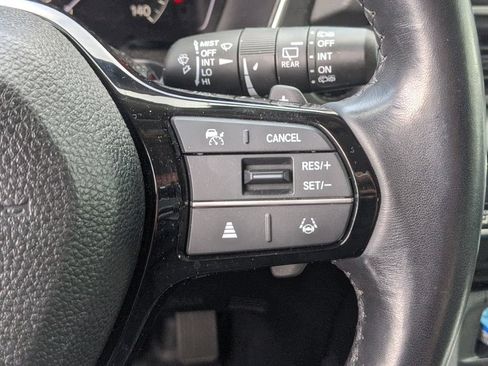 Used 2025 Honda Pilot EX-L image 20