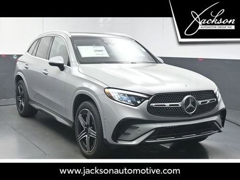 New 2026 Mercedes-Benz GLC 300 image 1